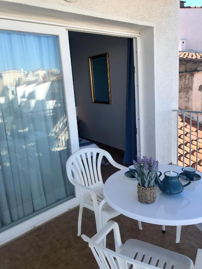 Apt Port Rhodes C, 2 Chbres, 2 Terrasses, Vue Sur Canal Principal De La Marina Et Sur Les Pyrenees Apartment Empuriabrava Exterior photo