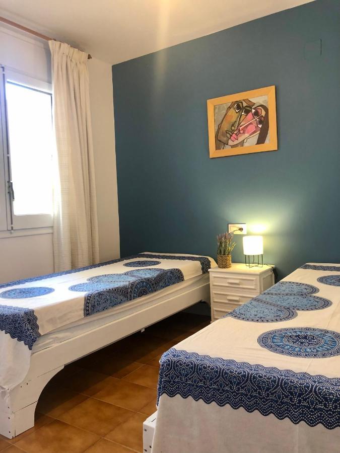 Apt Port Rhodes C, 2 Chbres, 2 Terrasses, Vue Sur Canal Principal De La Marina Et Sur Les Pyrenees Apartment Empuriabrava Exterior photo